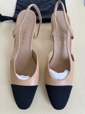 CHANEL Beige and Black Two-Tone Slingback Pumps